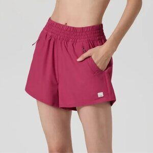 Vuori Women’s Pinot Dash Shorts 2.0 | 3 inch | Small | EXCELLENT